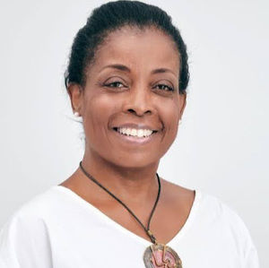 Meet your Posher, Beverly